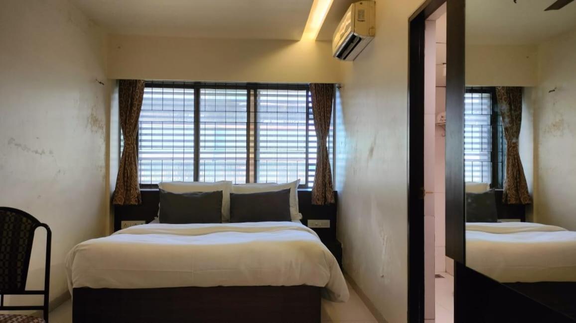 Hotel Sai Nidhi Supreme Navi Mumbai Exterior foto