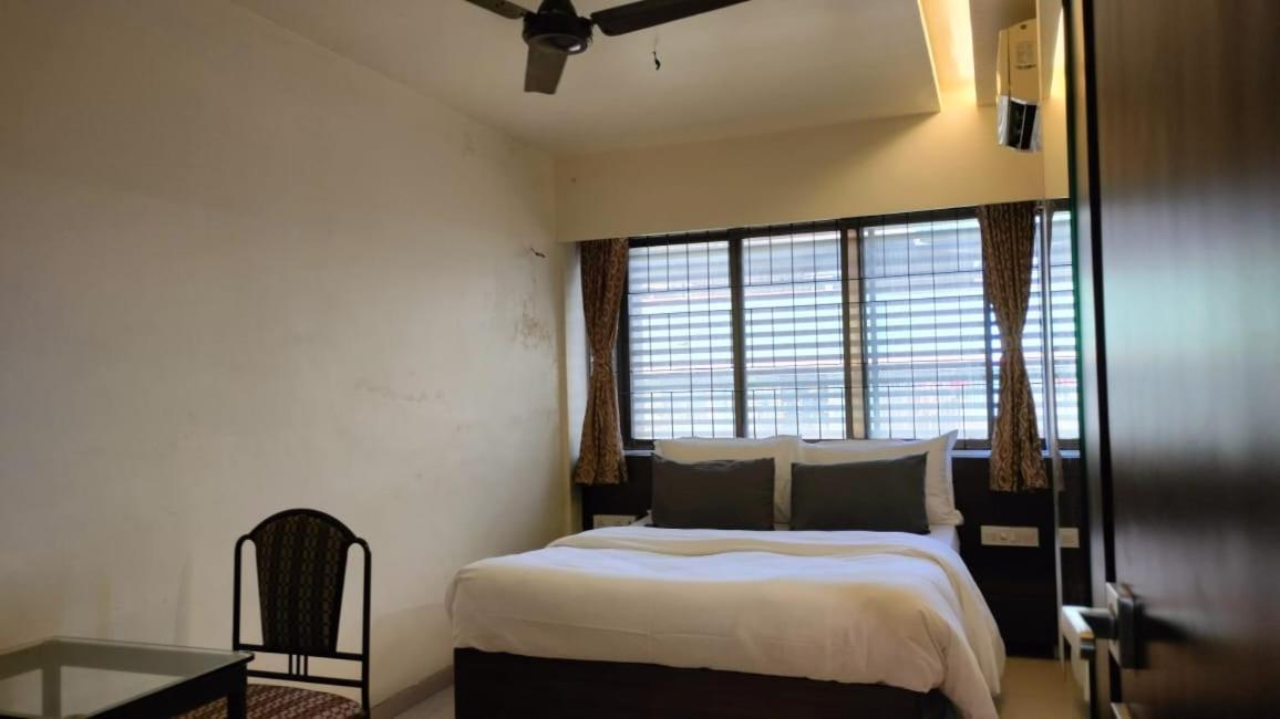Hotel Sai Nidhi Supreme Navi Mumbai Exterior foto